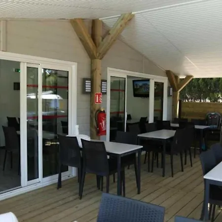 Luxuszelt Ushuaia Villages Figurotta 3*