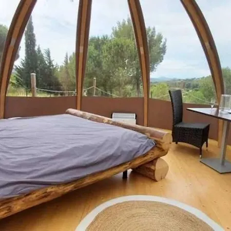 Luxusní stan Ushuaia Villages Camping Figurotta 3*